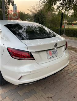 ئێم جی 6